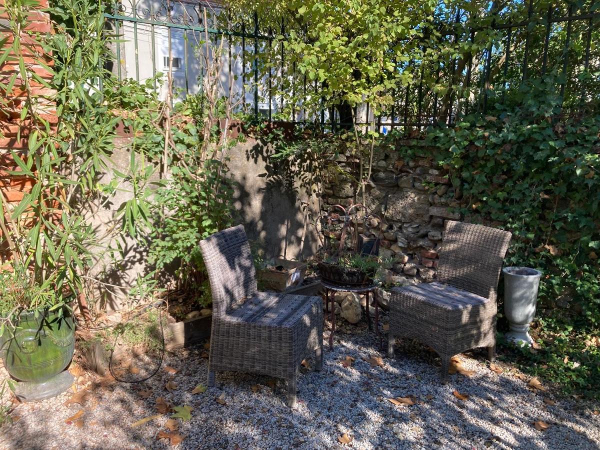 16 Bis-Gite-Hotel-Studio Marssac-sur-Tarn Dış mekan fotoğraf